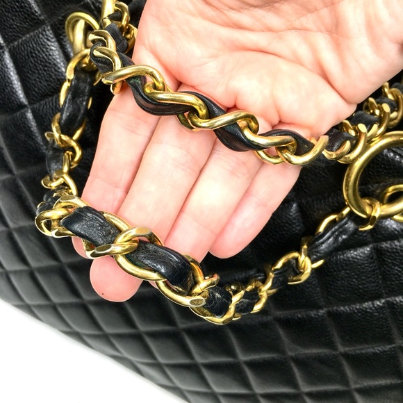 Authentic CHANEL Matelasse tote bag black caviar leather - Picture 11 of 16